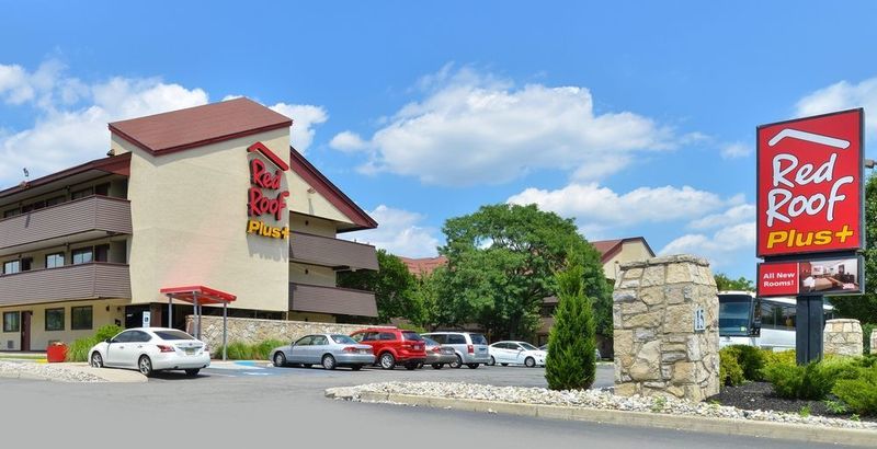 Red Roof Inn Plus+ Secaucus - Meadowlands Екстер'єр фото