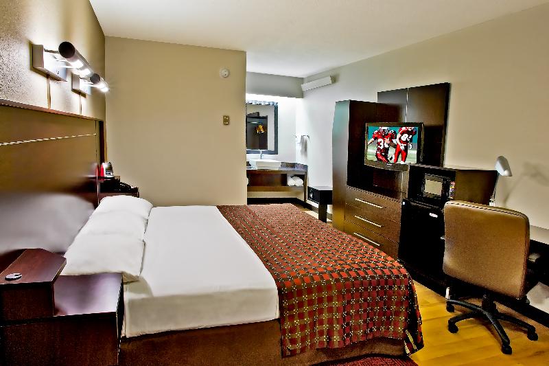Red Roof Inn Plus+ Secaucus - Meadowlands Номер фото