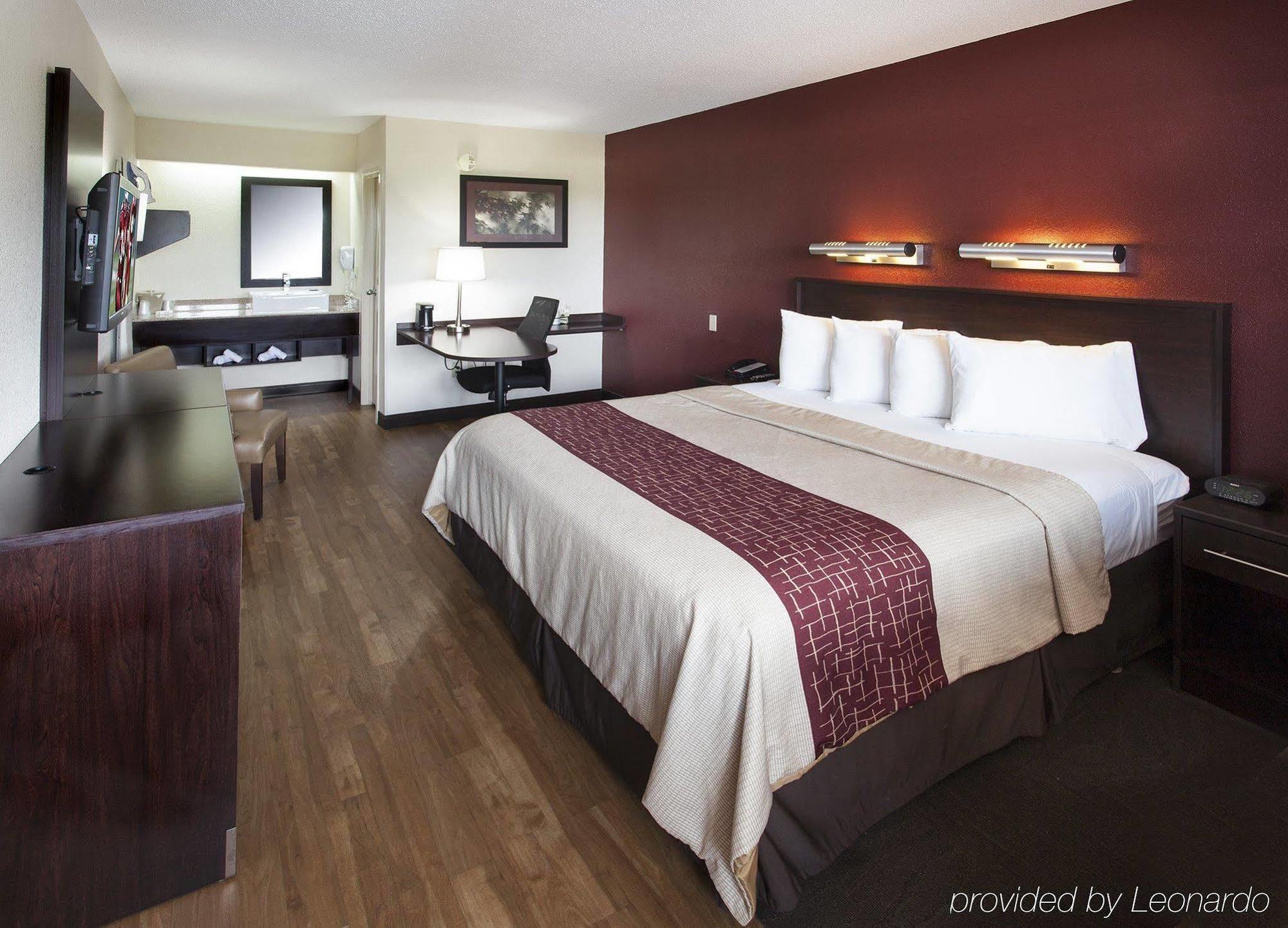 Red Roof Inn Plus+ Secaucus - Meadowlands Екстер'єр фото