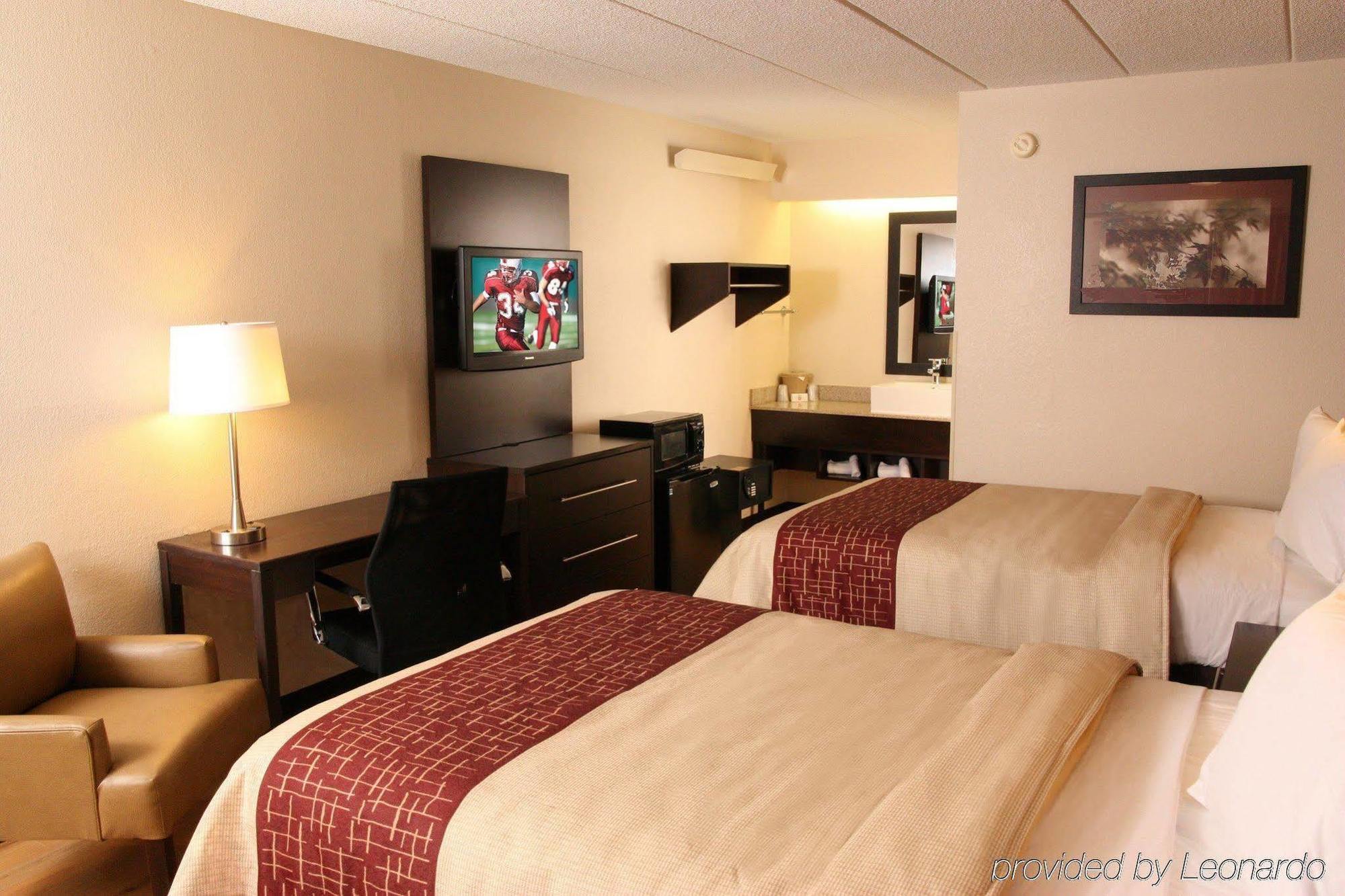 Red Roof Inn Plus+ Secaucus - Meadowlands Екстер'єр фото