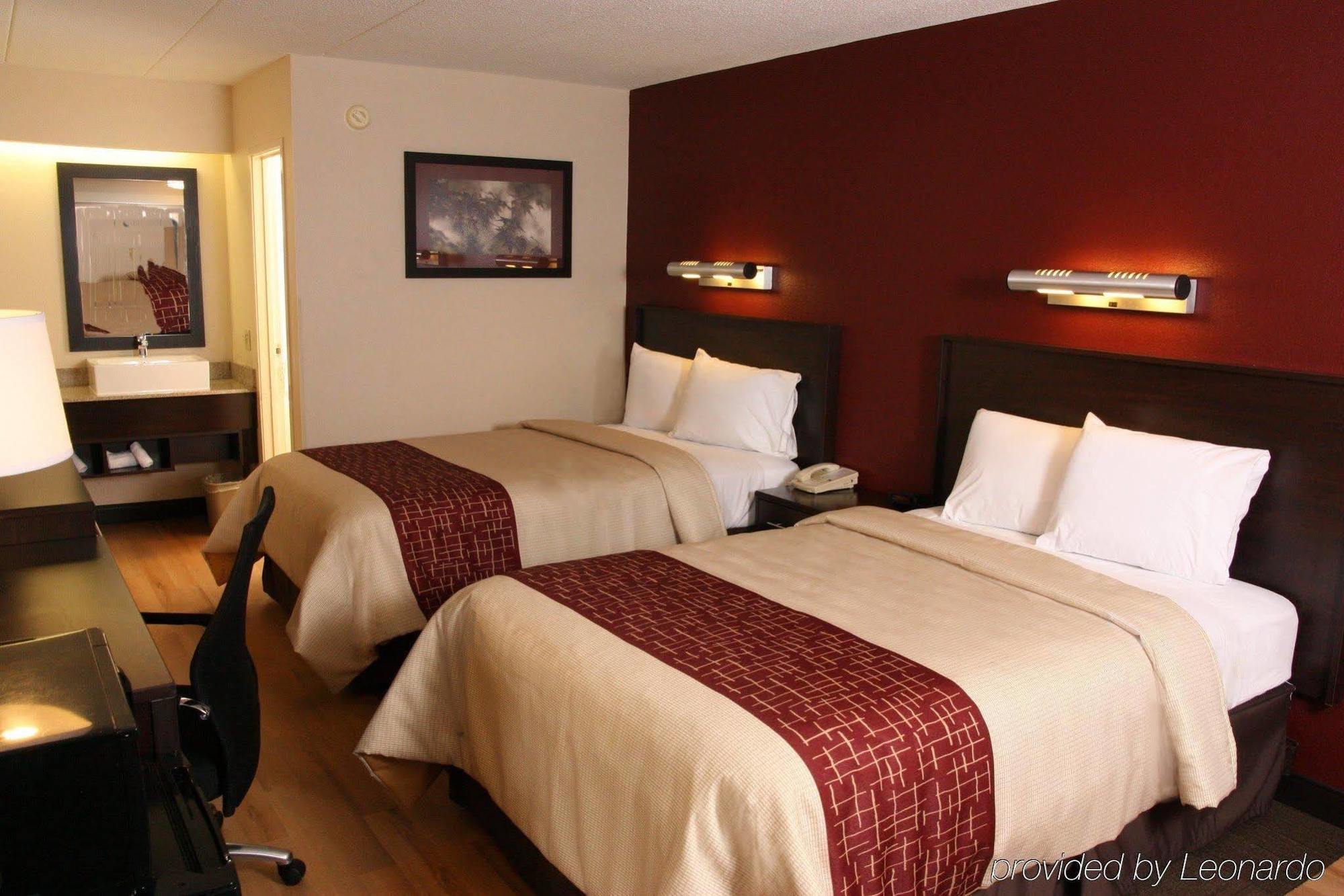 Red Roof Inn Plus+ Secaucus - Meadowlands Екстер'єр фото