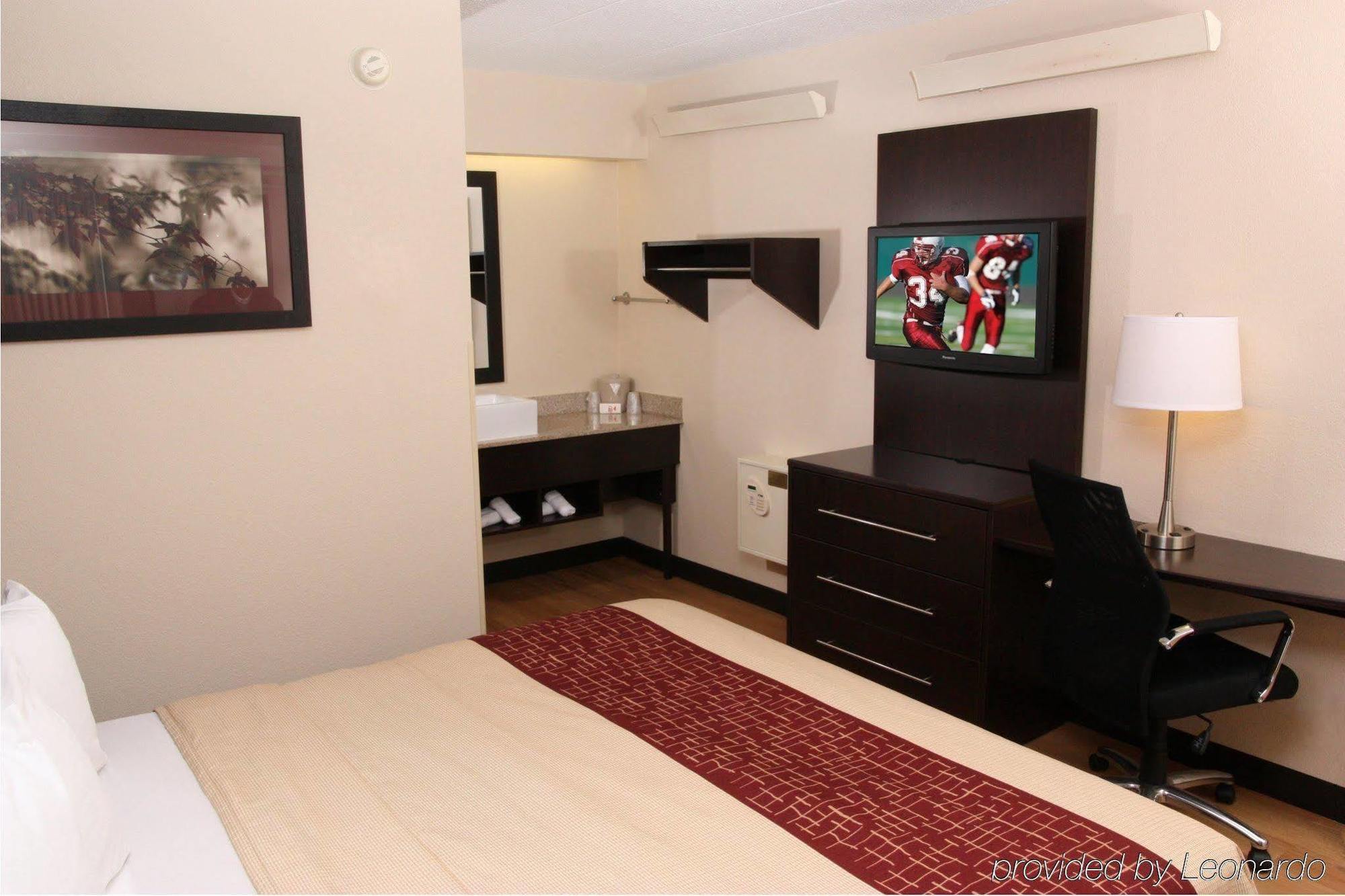 Red Roof Inn Plus+ Secaucus - Meadowlands Номер фото